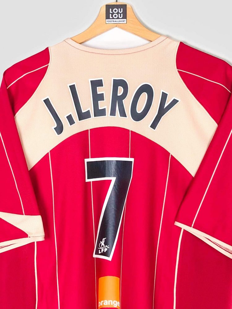 Guide pour trouver des maillots de football à petit prix - Plateforme