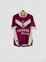 Maillot third vintage des Girondins de Bordeaux (saisons 2001-2003), bordeaux et blanc, sponsorisé Siemens Mobile par Adidas – pièce de collection pour fans de maillots rétro.
