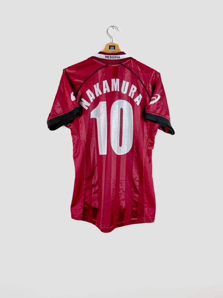 Maillot rétro Reggina 2002-2003 avec flocage Nakamura 10, symbole de la saison du maintien en Serie A.