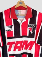 Logo Penalty et sponsor TAM sur maillot São Paulo 1993-1994