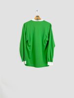 Maillot vintage Saint-Étienne saison 1998-1999, Asics, sponsor Casino, vert, manches longues, col V blanc.