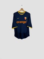 Détail sponsor Orange et col jaune maillot Nike RC Lens extérieur saison 2001-2002
